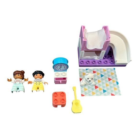 LEGO DUPLO Town Bedroom 10926 Building Play Set - Picture 5 of 6